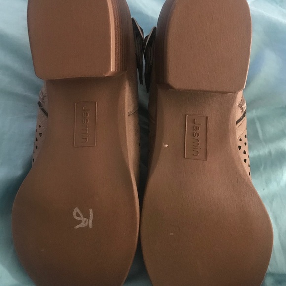 Booties - Picture 3 of 6